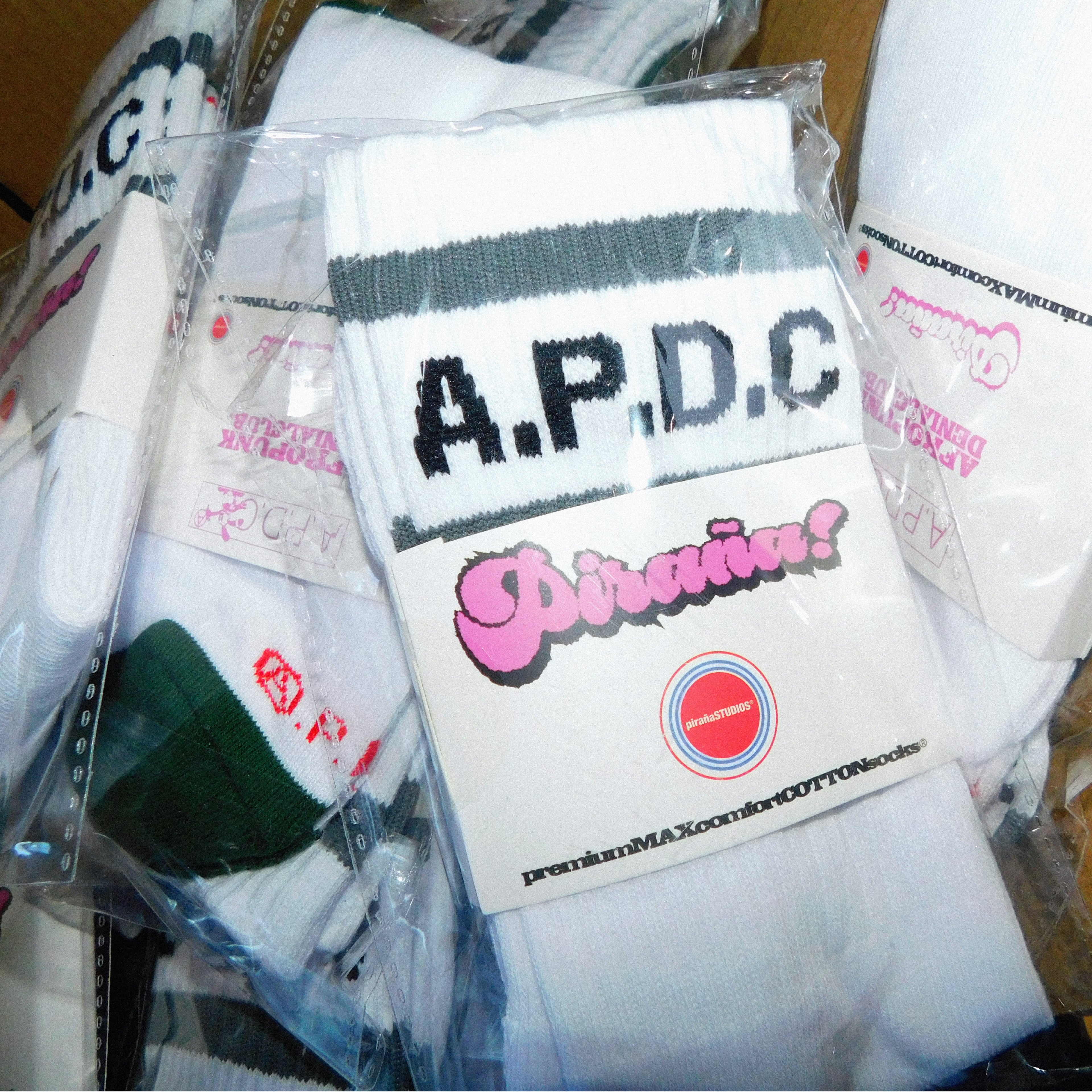 pirañastudios™ APDC socks